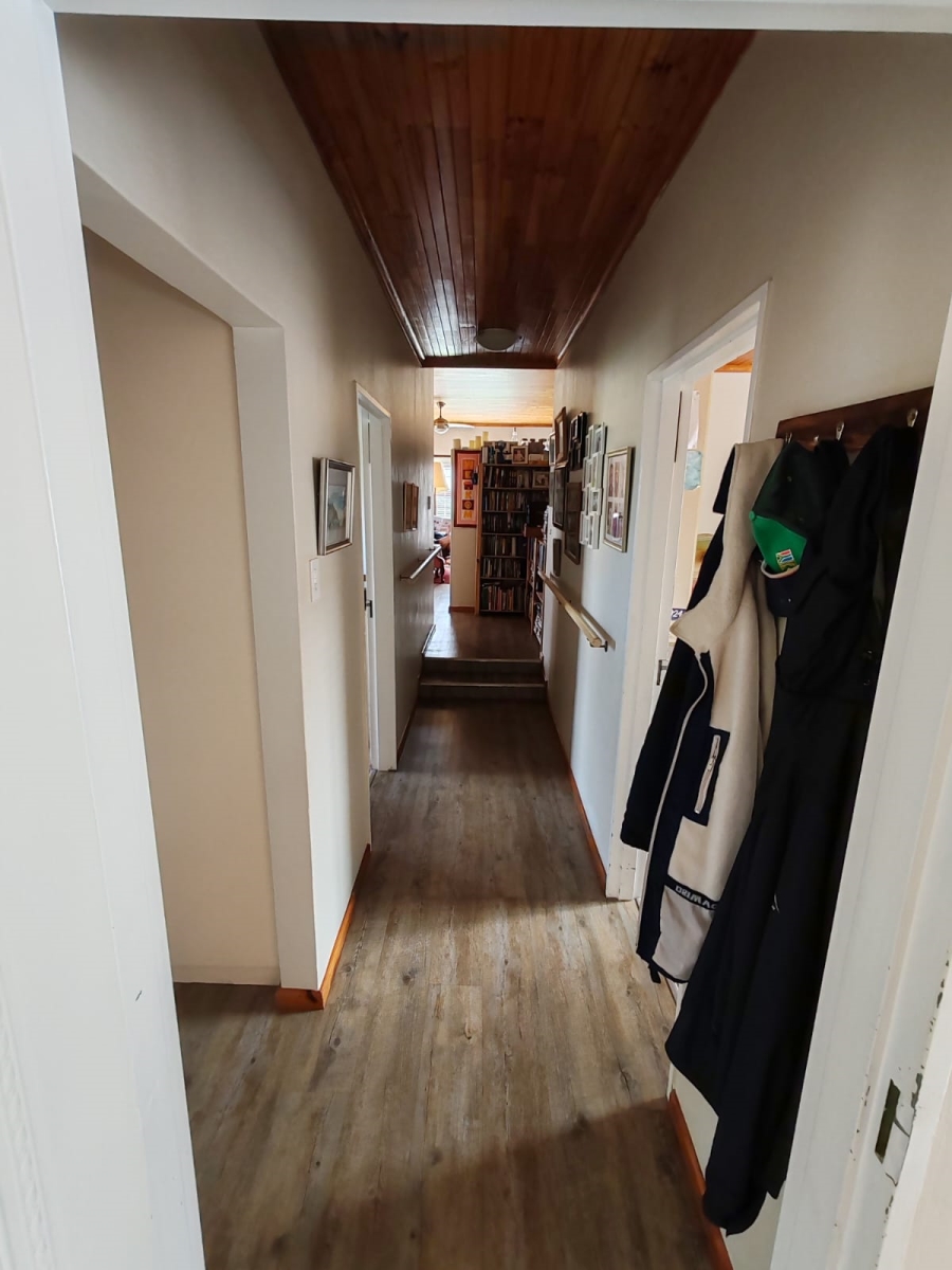 3 Bedroom Property for Sale in Perlemoenbaai Western Cape